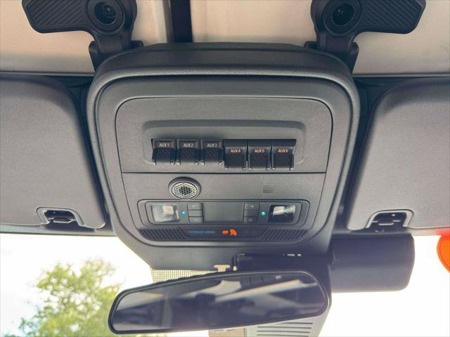 Used 2026 Ford Bronco Badlands AWD/4WD image 32
