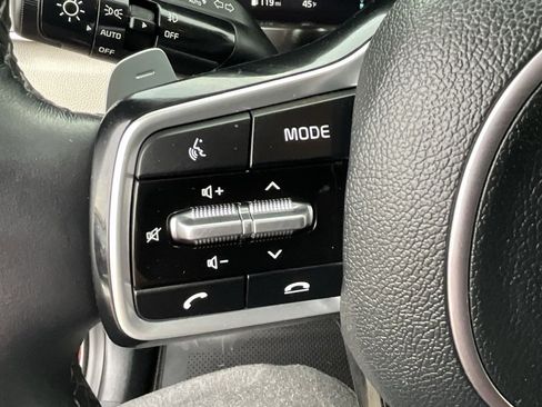 Used 2023 Kia Sorento SX Prestige image 12