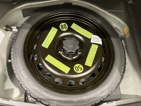 Used 2015 Audi A4 2.0T Premium Plus w/ Technology Package image 37