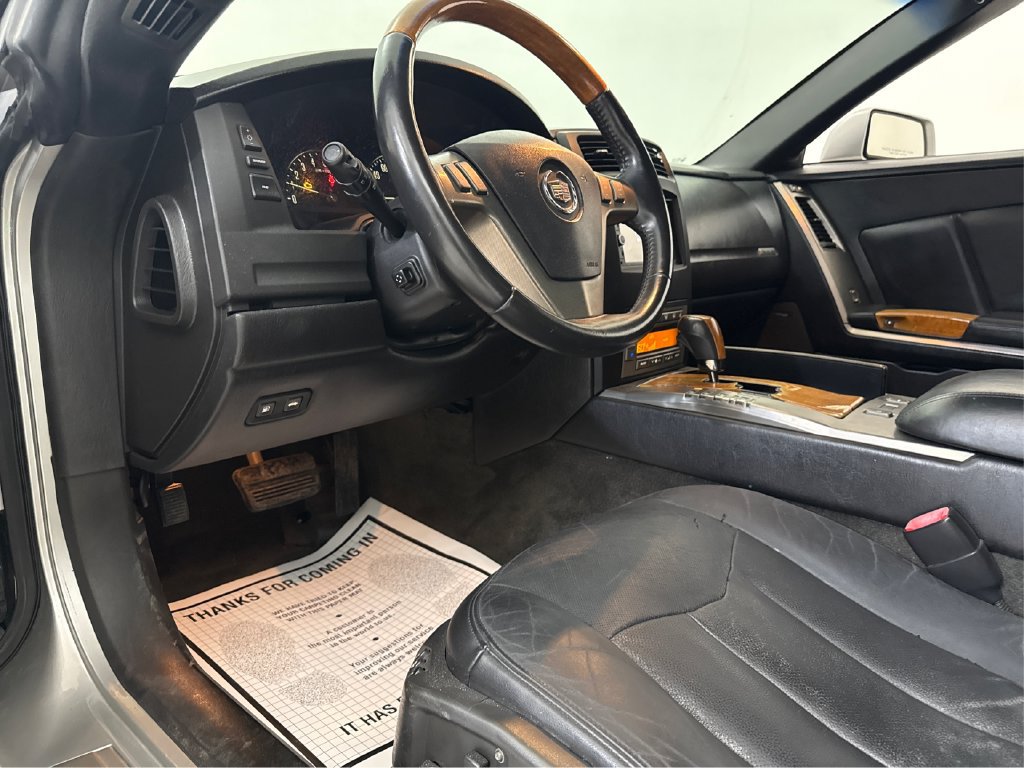 Used 2004 Cadillac XLR RWD image 29