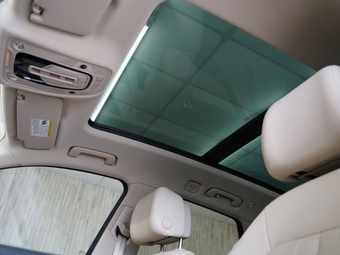 Used 2018 Audi Q5 2.0T Premium Plus w/ Premium Plus Package image 26