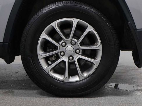 Used 2014 Jeep Grand Cherokee Limited w/ Trailer Tow Group IV image 35