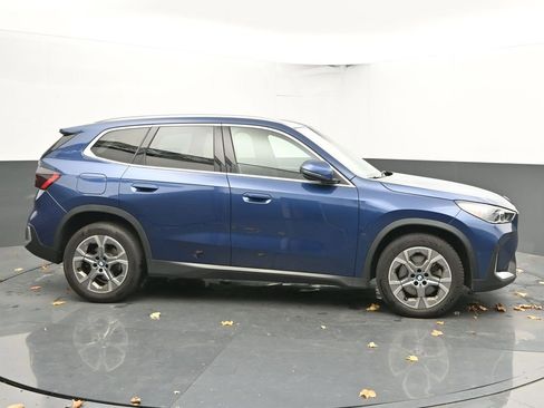 Used 2023 BMW X1 xDrive28i image 11