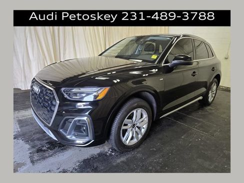 Used 2023 Audi Q5 2.0T Premium w/ Convenience Package AWD/4WD image 1