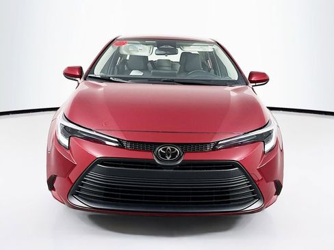New 2026 Toyota Corolla LE image 2