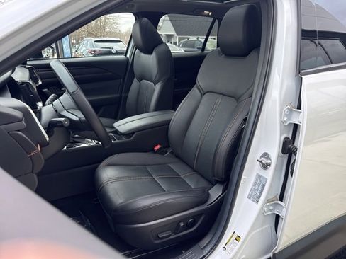 Used 2025 MAZDA CX-50 2.5 Hybrid w/ Weather Package image 10