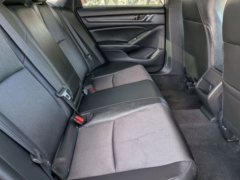 Used 2020 Honda Accord Sport image 19