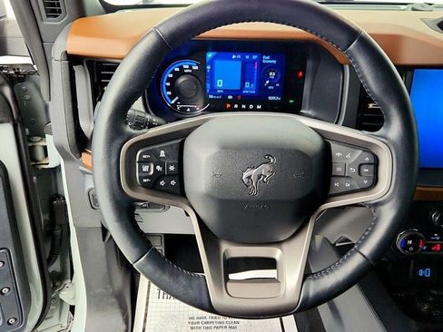 Used 2024 Ford Bronco Outer Banks w/ Sasquatch Package image 12