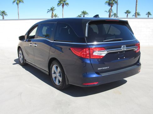 Certified 2018 Honda Odyssey EX-L image 6