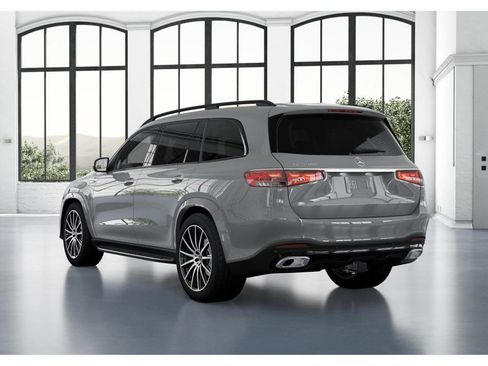 New 2026 Mercedes-Benz GLS 580 4MATIC image 28