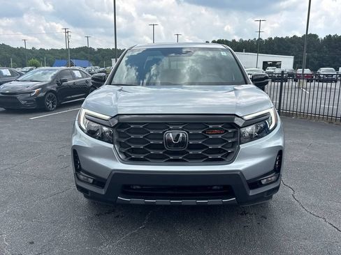 Used 2025 Honda Ridgeline TrailSport image 3