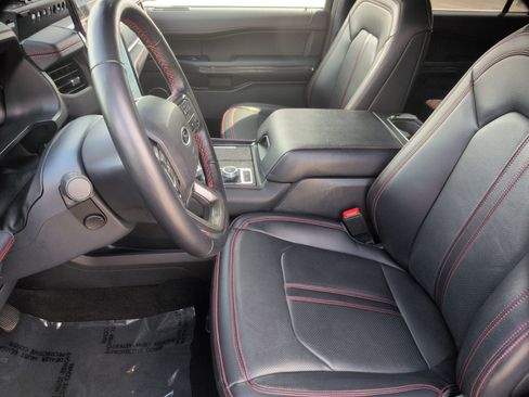 Certified 2024 Ford Expedition Limited AWD/4WD image 16