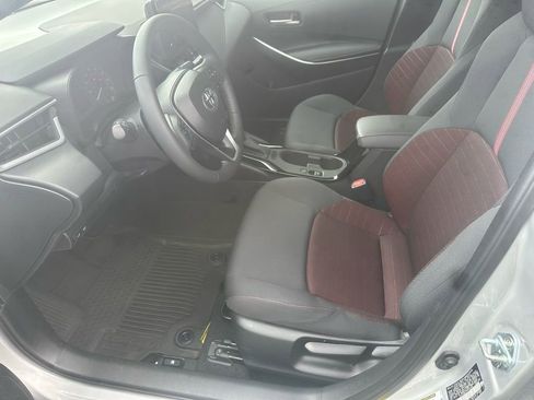 Used 2023 Toyota Corolla SE image 10