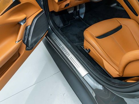 Certified 2023 Ferrari Roma Base image 80