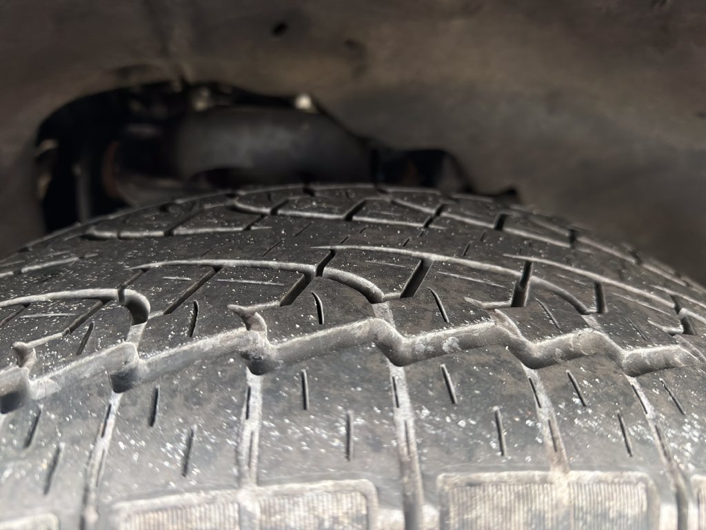 Used 2025 Ford Expedition Active AWD/4WD image 25