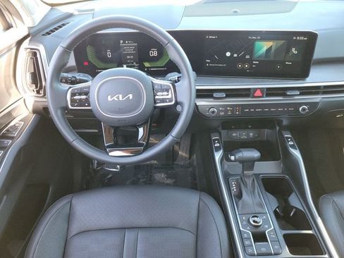 Certified 2025 Kia Sorento X-Line EX AWD/4WD image 13