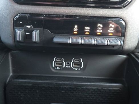 Used 2020 RAM 1500 Sport w/ Level 2 Equipment Goup w/2_L image 28