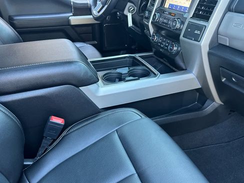 Certified 2021 Ford F250 Lariat image 15