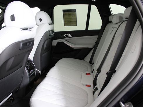 Certified 2023 BMW X5 xDrive40i w/ M Sport Package image 21