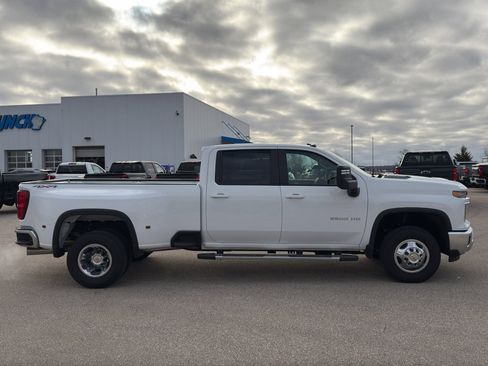 Used 2025 Chevrolet Silverado 3500 LT w/ All Star Edition image 7