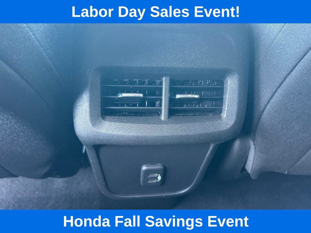 Used 2022 Chevrolet Equinox LT FWD image 16