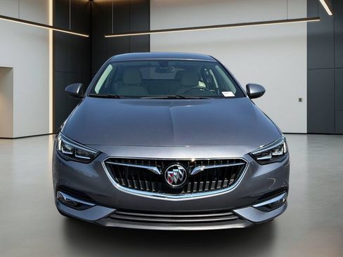Used 2020 Buick Regal Essence FWD image 9