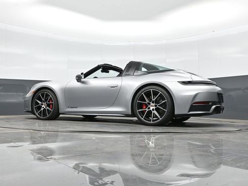 Used 2026 Porsche 911 Targa 4 GTS AWD/4WD image 35