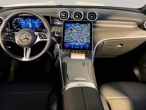 New 2027 Mercedes-Benz GLC 300 4MATIC image 7