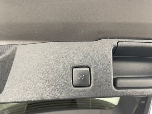 Used 2024 Ford Escape Active AWD/4WD image 46