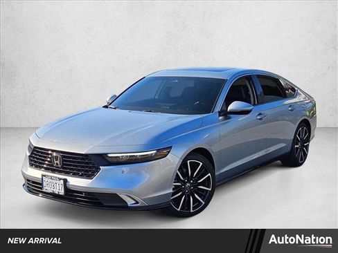 Used 2026 Honda Accord Touring image 1