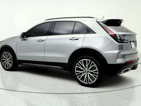 Used 2024 Cadillac XT4 Sport FWD image 7