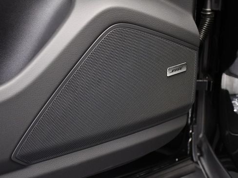 Certified 2025 Porsche Cayenne E-Hybrid Coupe AWD/4WD image 41