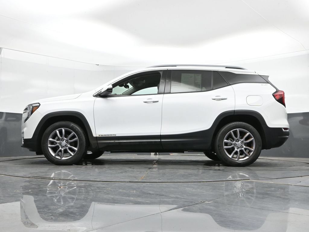 Used 2024 GMC Terrain SLT AWD/4WD image 44