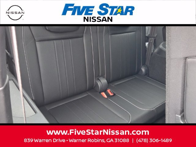 Used 2024 Volkswagen Tiguan SE R-Line FWD image 16