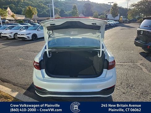 New 2026 Volkswagen Jetta SE image 35