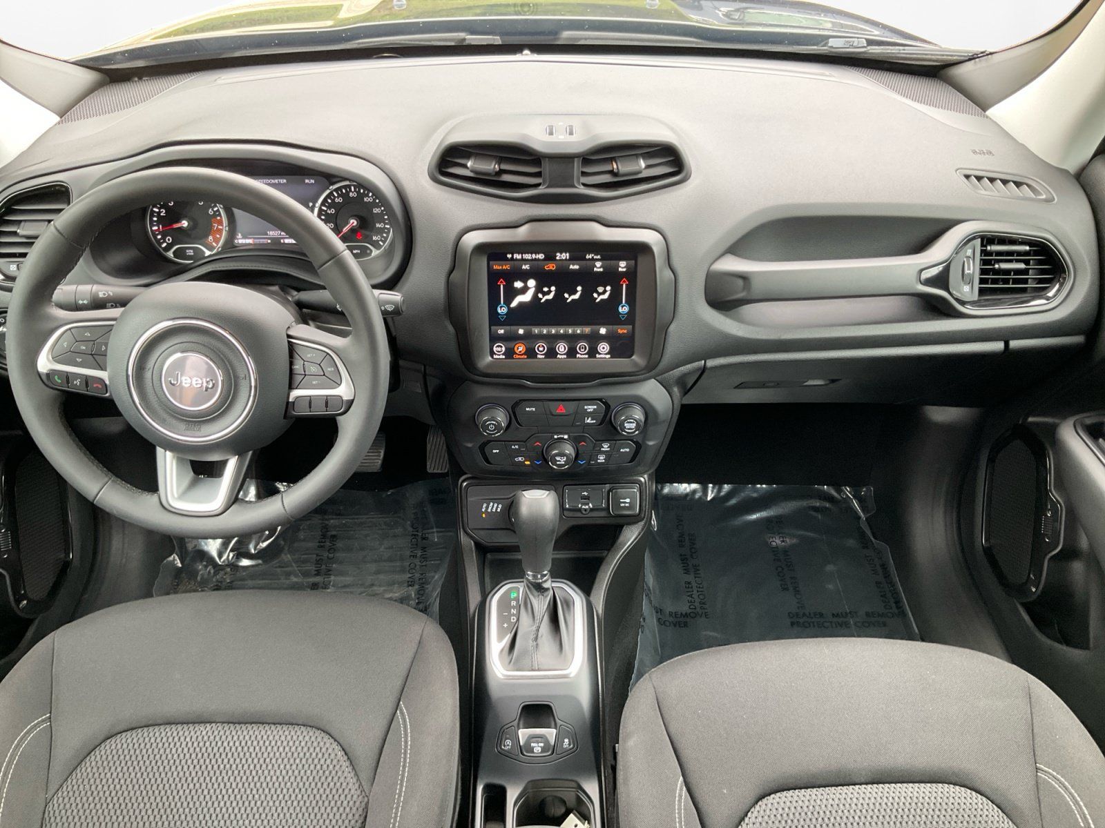 Used 2023 Jeep Renegade Altitude AWD/4WD image 11