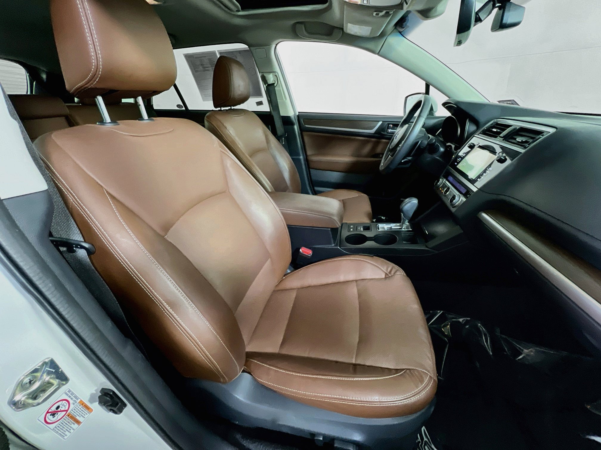 Used 2017 Subaru Outback 3.6R Touring AWD/4WD image 29