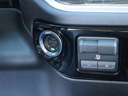 New 2026 Chevrolet Silverado 3500 LT image 24