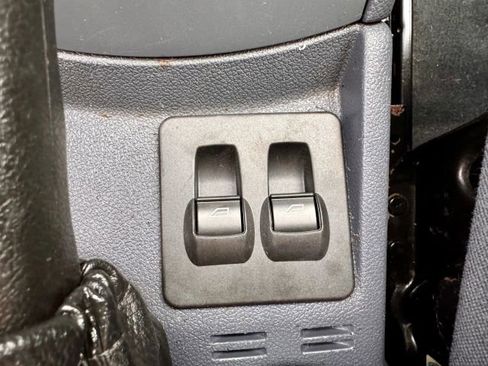 Used 2013 Ford Transit Connect XLT image 18