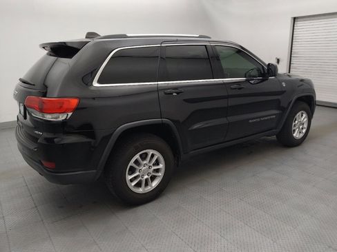 Used 2019 Jeep Grand Cherokee Laredo AWD/4WD image 10