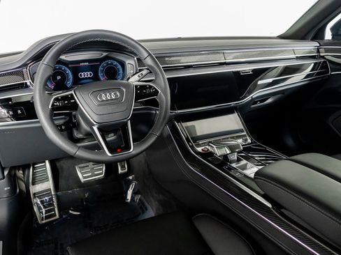 Used 2025 Audi S8 image 2