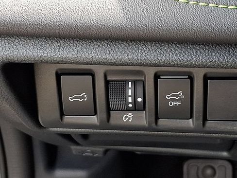 Certified 2025 Subaru Outback Onyx Edition AWD/4WD image 25