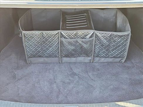 Used 2022 Toyota Corolla SE image 6