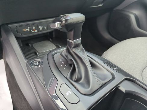 Used 2025 Kia K4 EX FWD image 38