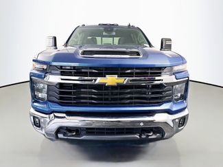 Used 2025 Chevrolet Silverado 2500 LT w/ All Star Edition video 2