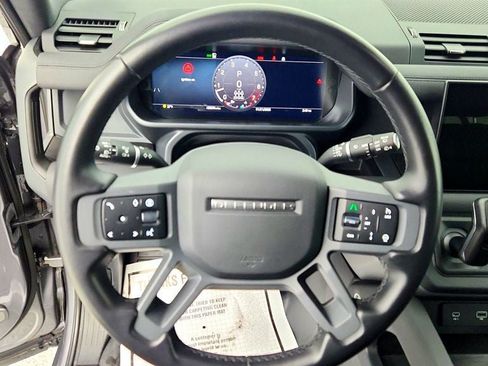 Used 2024 Land Rover Defender 130 X-Dynamic SE AWD/4WD image 13