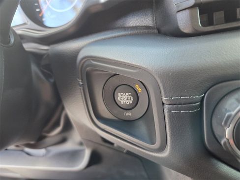 Used 2025 Jeep Wrangler Unlimited Rubicon w/ Safety Group image 30