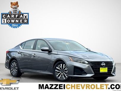 Used 2023 Nissan Altima 2.5 SV