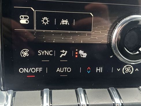 Certified 2025 GMC Acadia Elevation image 38