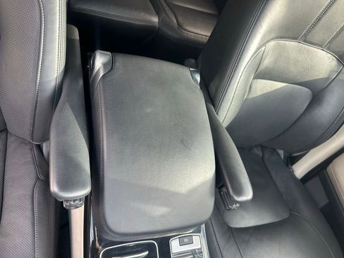 Used 2018 Land Rover Range Rover HSE image 33